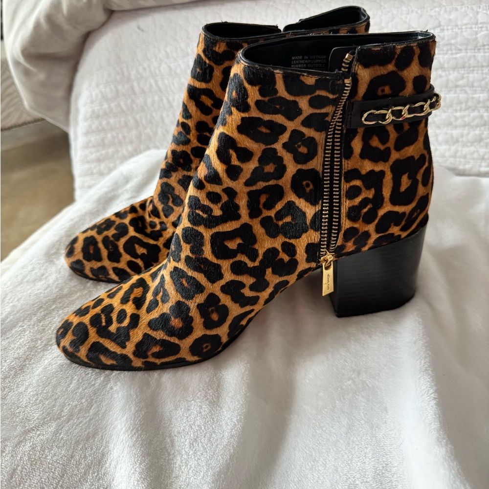 Elsa Leopard Print Calf Hair Ankle Boot bootie. Size 11. Lightly worn